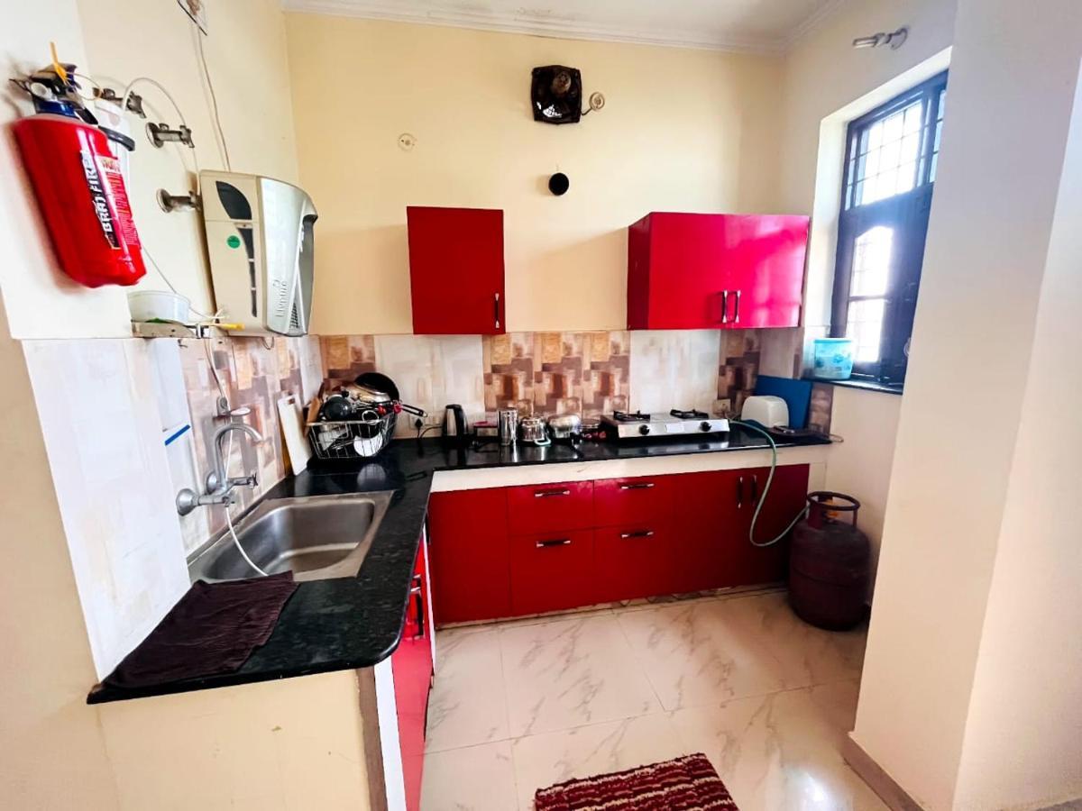 Sugandhim Kutir Lägenhet Dehradun Exteriör bild