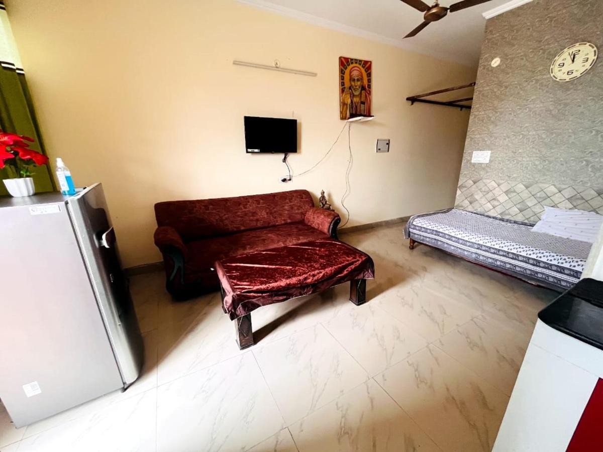 Sugandhim Kutir Lägenhet Dehradun Exteriör bild